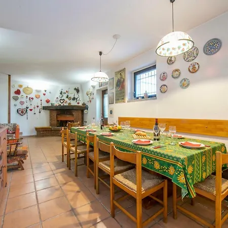 Barza Sleeps 8 Wifi Villa Cadrezzate