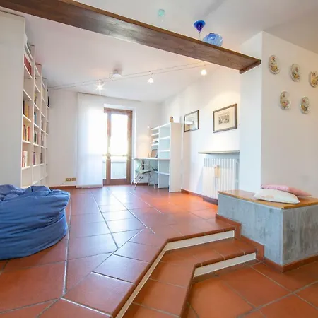 Barza Sleeps 8 Wifi Cadrezzate