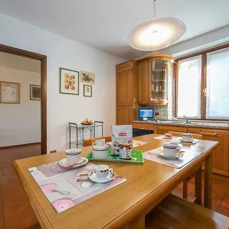 Barza Sleeps 8 Wifi Villa Cadrezzate